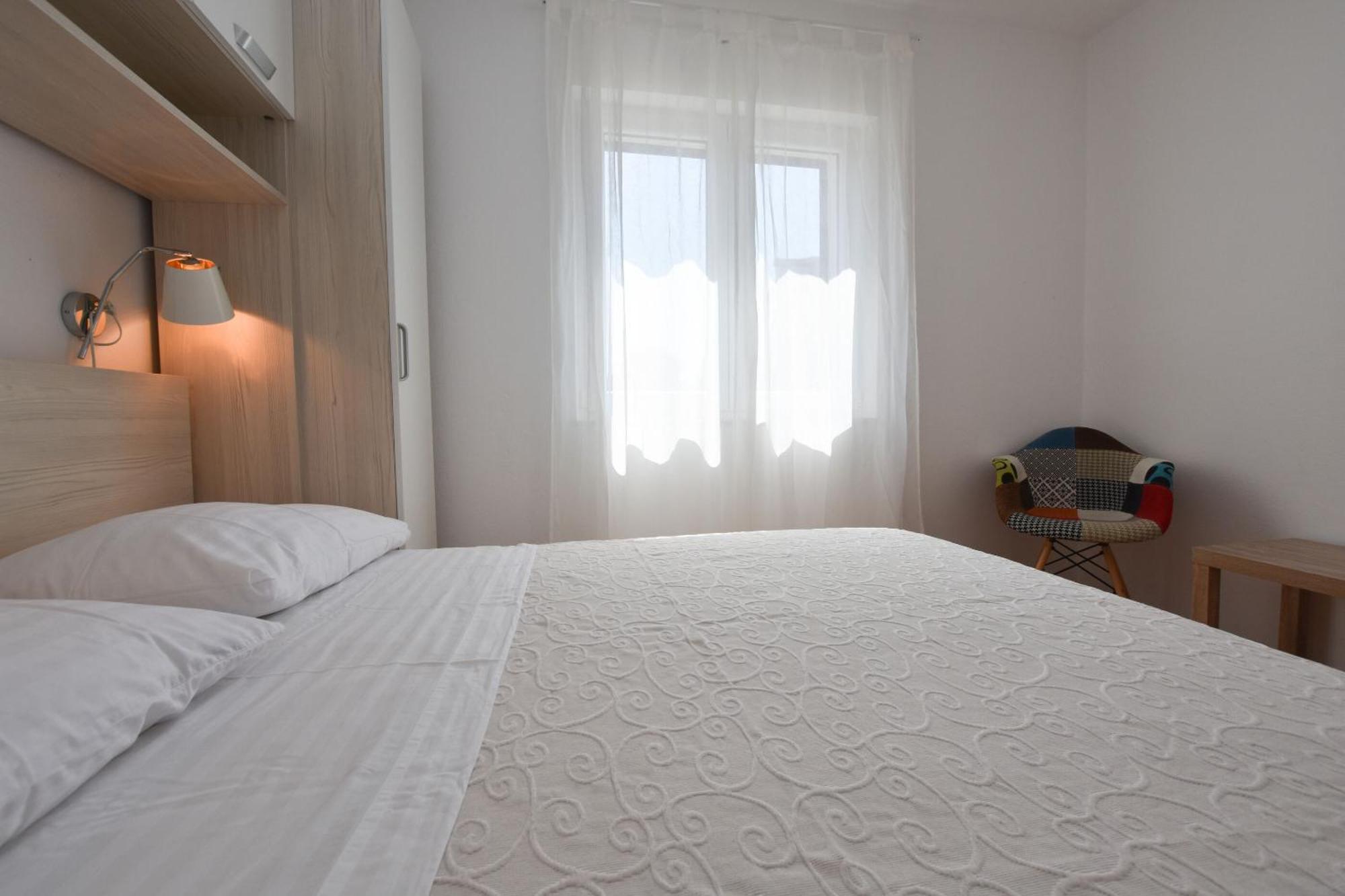 Apartments Guzela Primošten Стая снимка