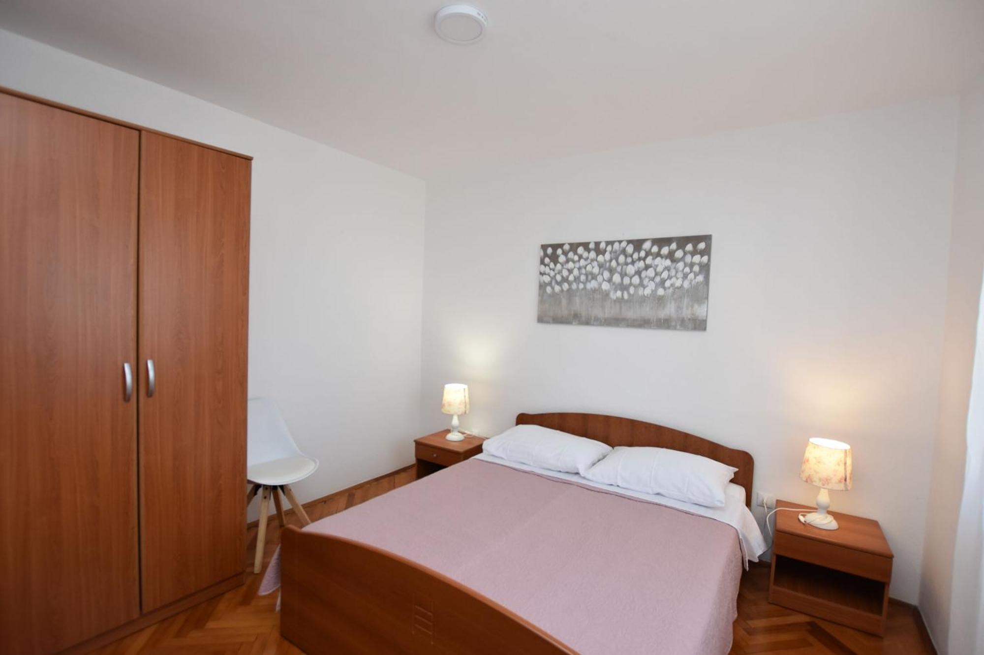 Apartments Guzela Primošten Стая снимка