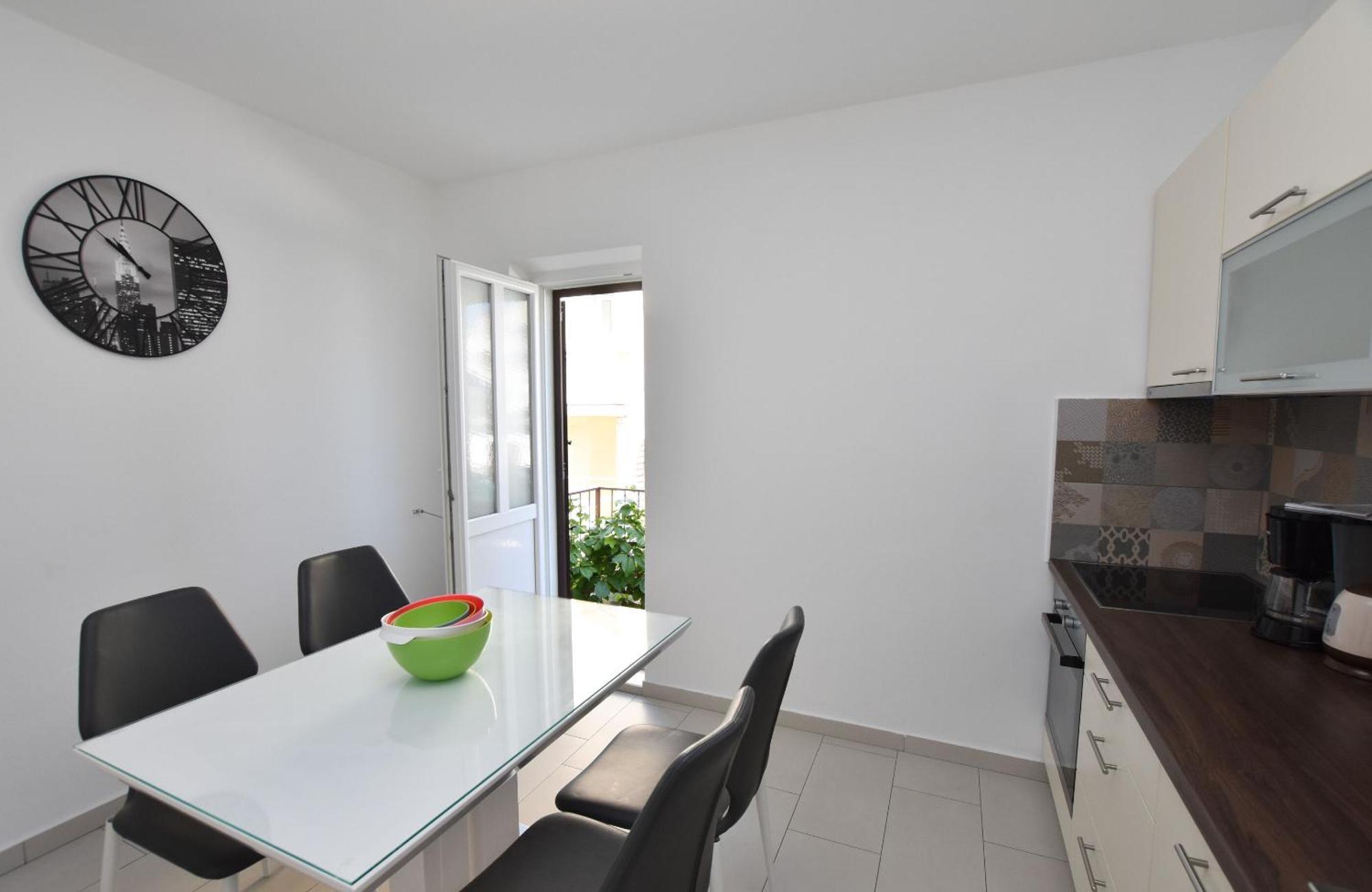 Apartments Guzela Primošten Стая снимка