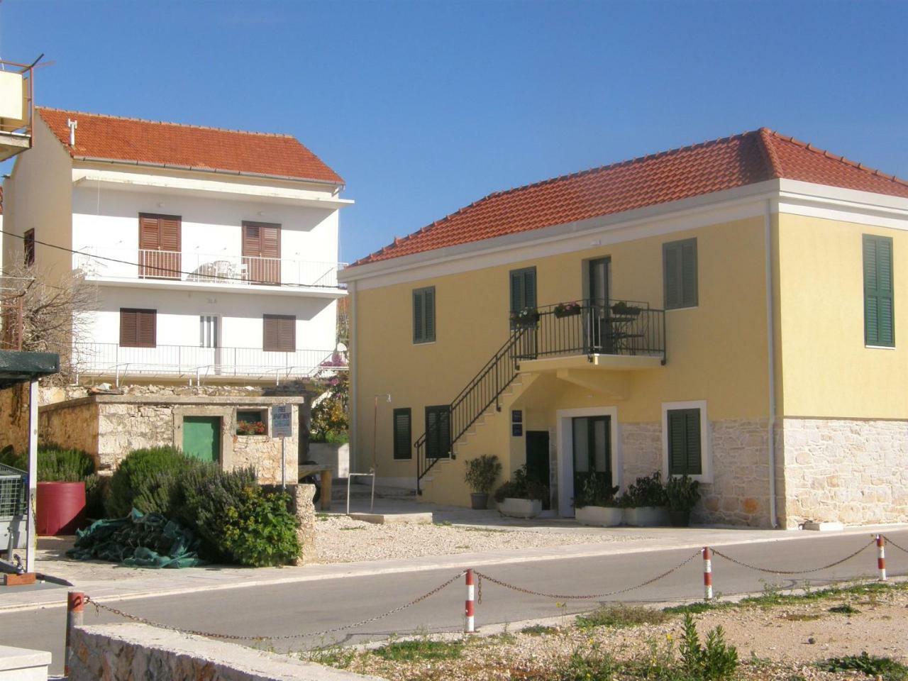 Apartments Guzela Primošten Екстериор снимка